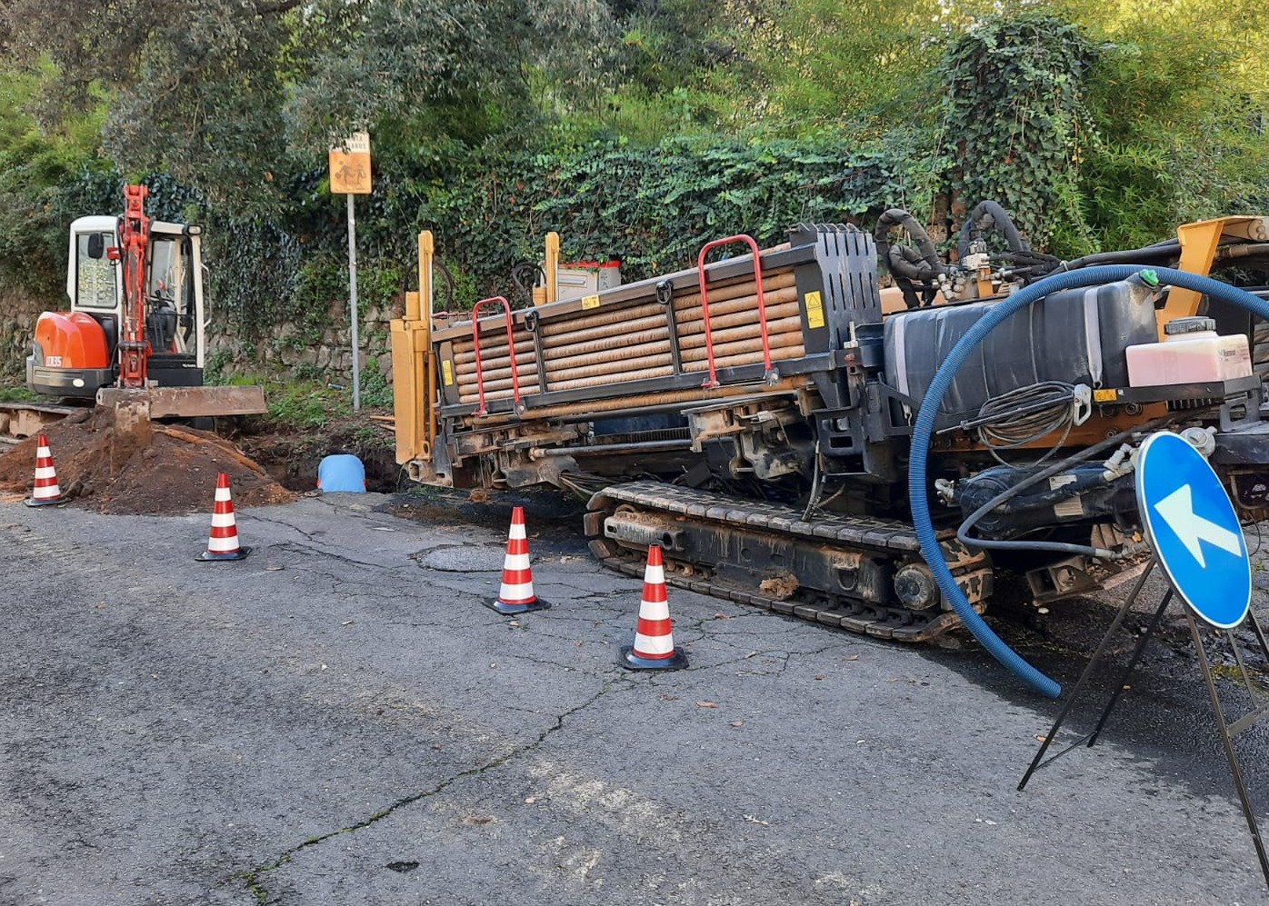 CANTIERE ORIOLO - LAVORI RETE IN FIBRA OTTICA